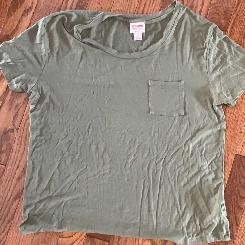 olive green simple tee